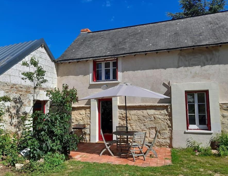 Gite En Bord De Loire Blaison-Saint-Sulpice Exteriör bild